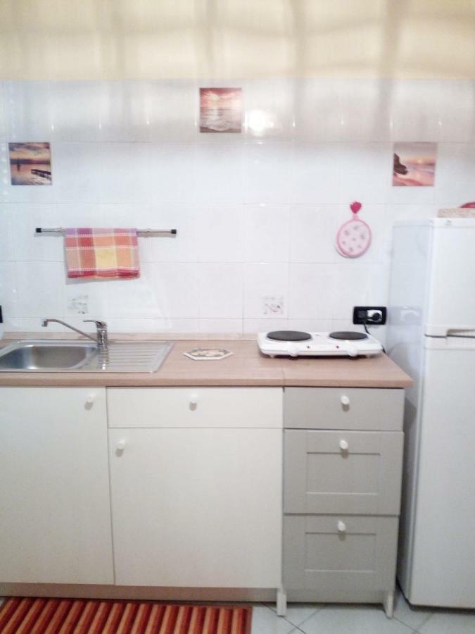 Stylish Flat "Il Sole" Nova Milanese Apartment Exterior foto